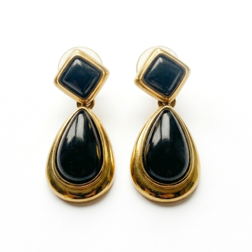ONYX PEAR DROP EARRINGS