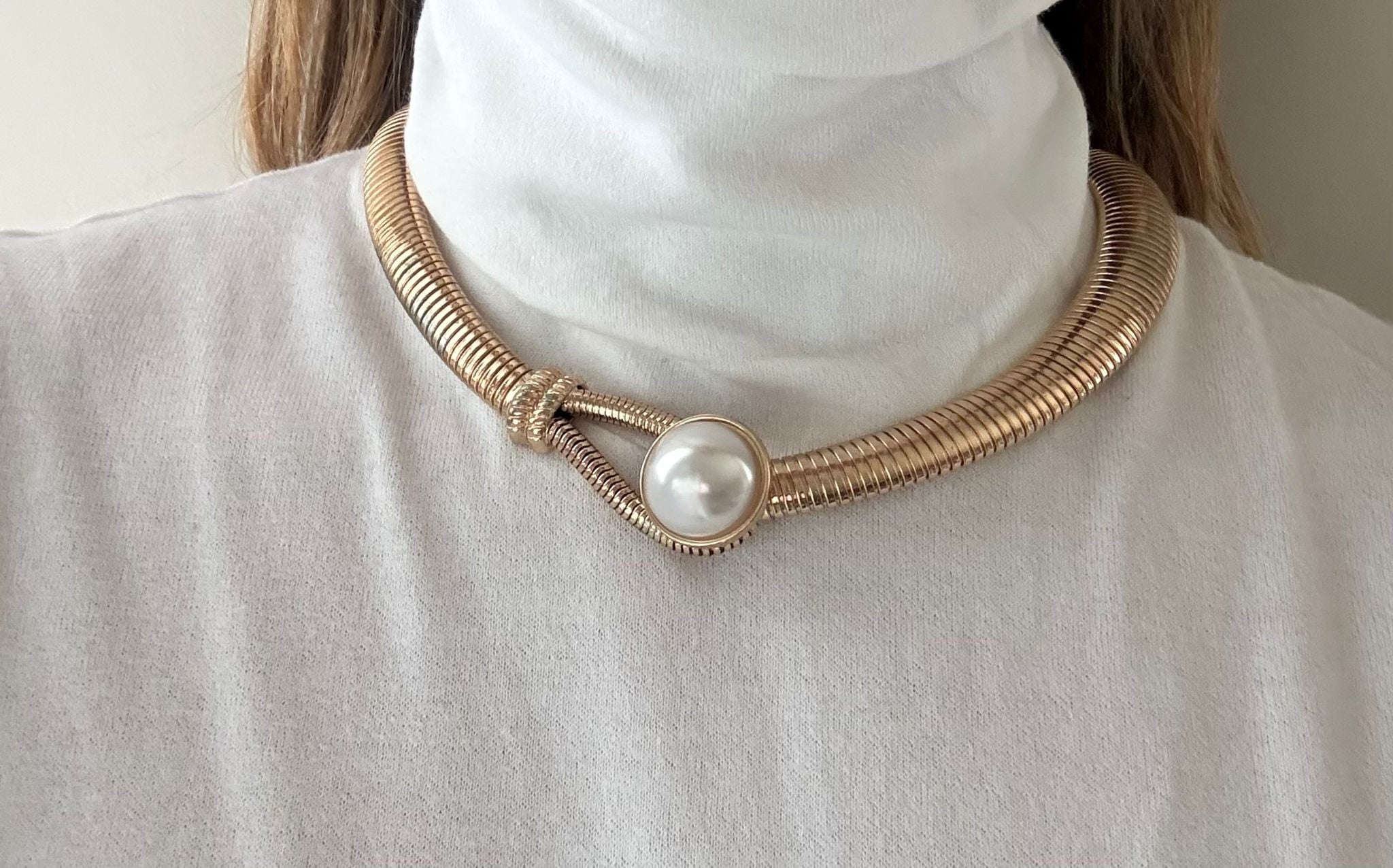 TUBULAR LINK PEARL NECKLACE