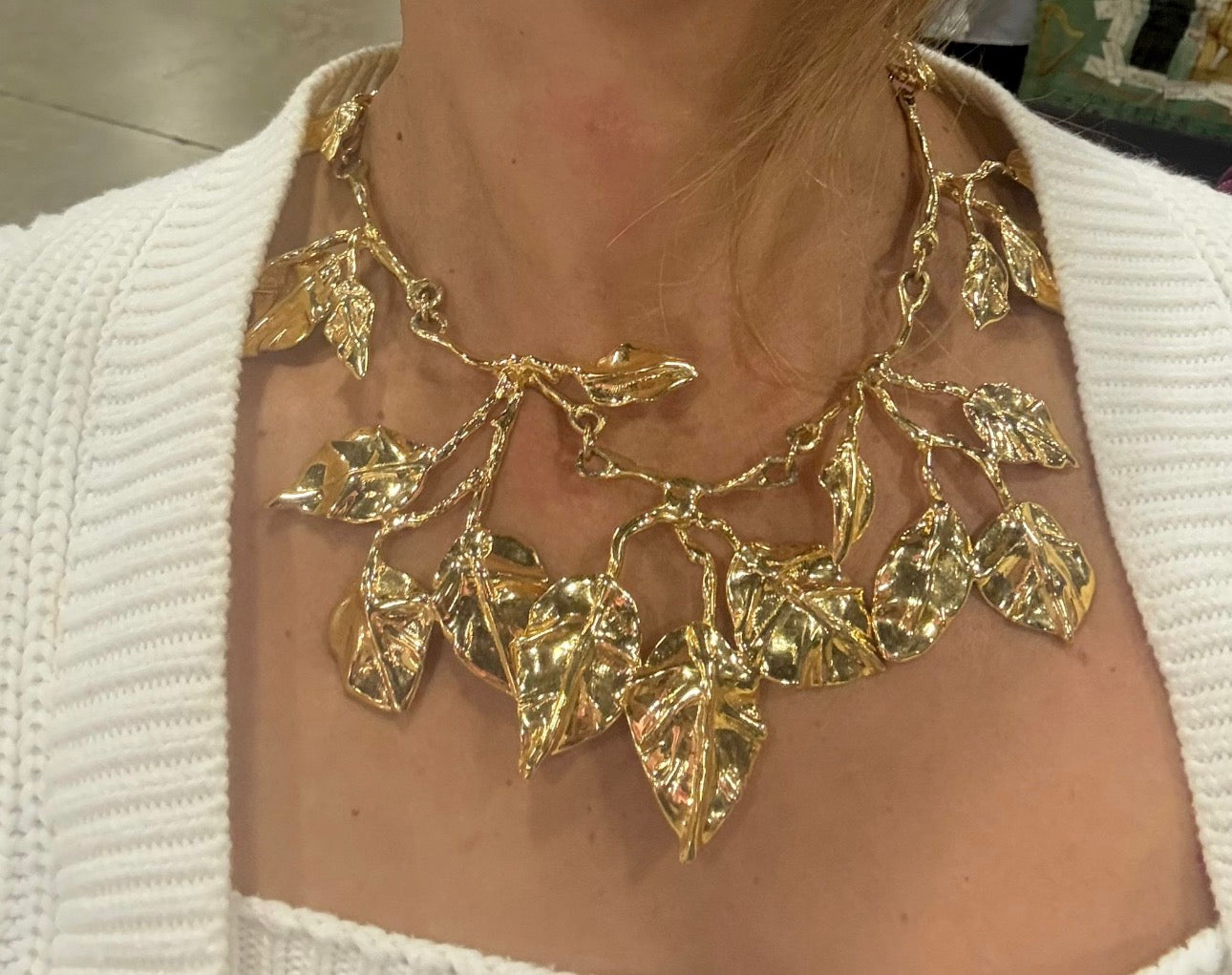 LEAF VINE NECKLACE