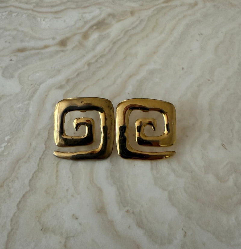SPHINX EARRINGS