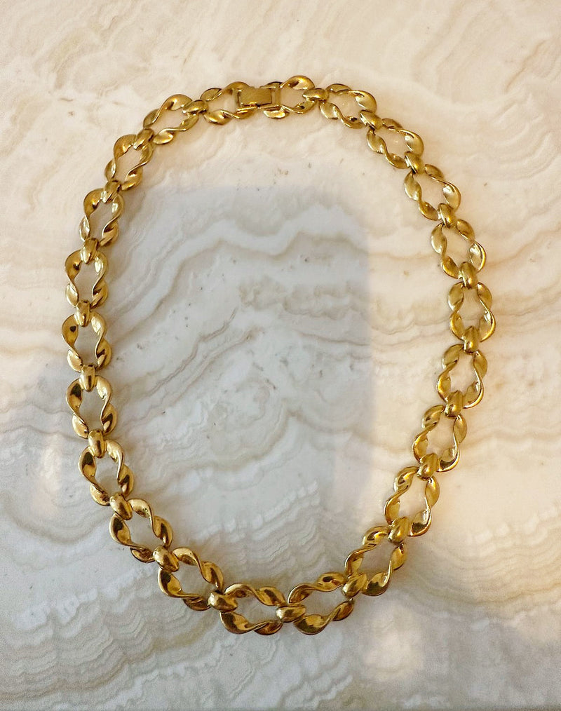 WOVEN REGAL NECKLACE
