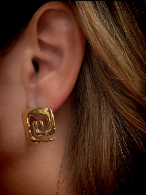 SPHINX EARRINGS