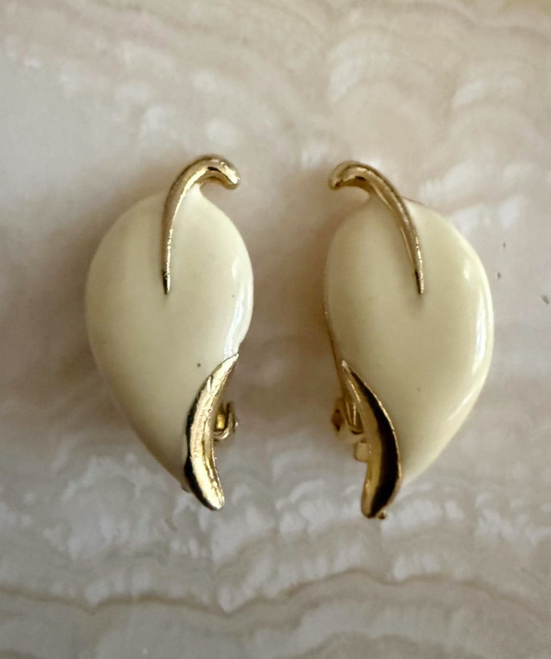 ENAMEL LEAF CLIP-ONS