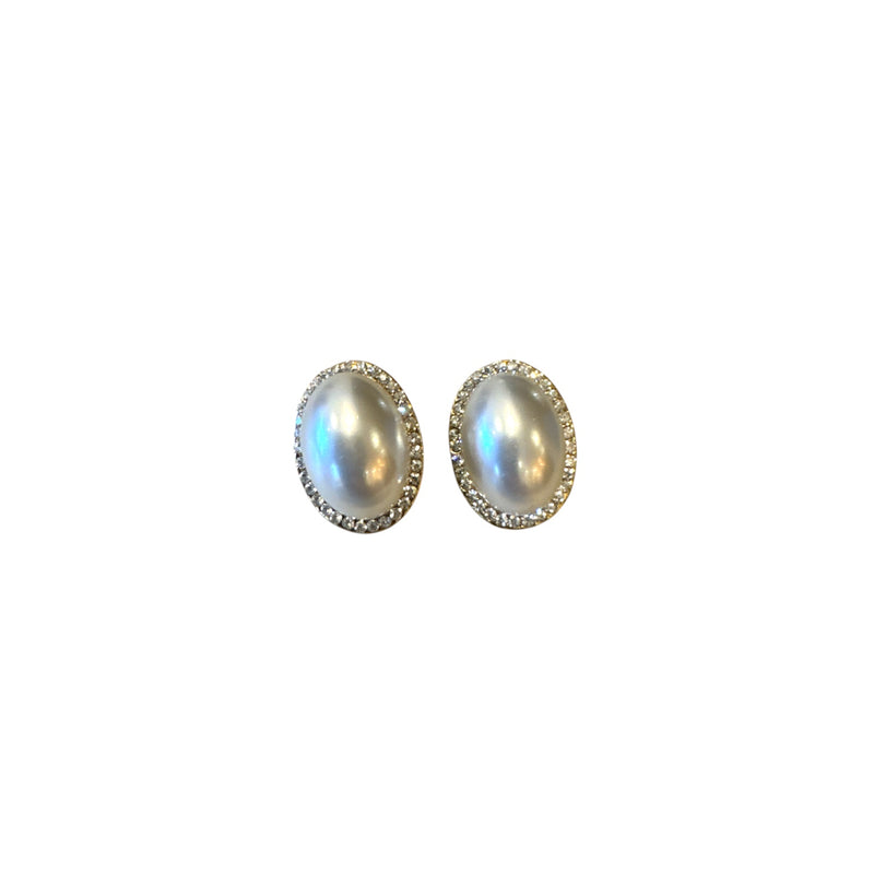 PLAIN PEARL CLIP-ONS