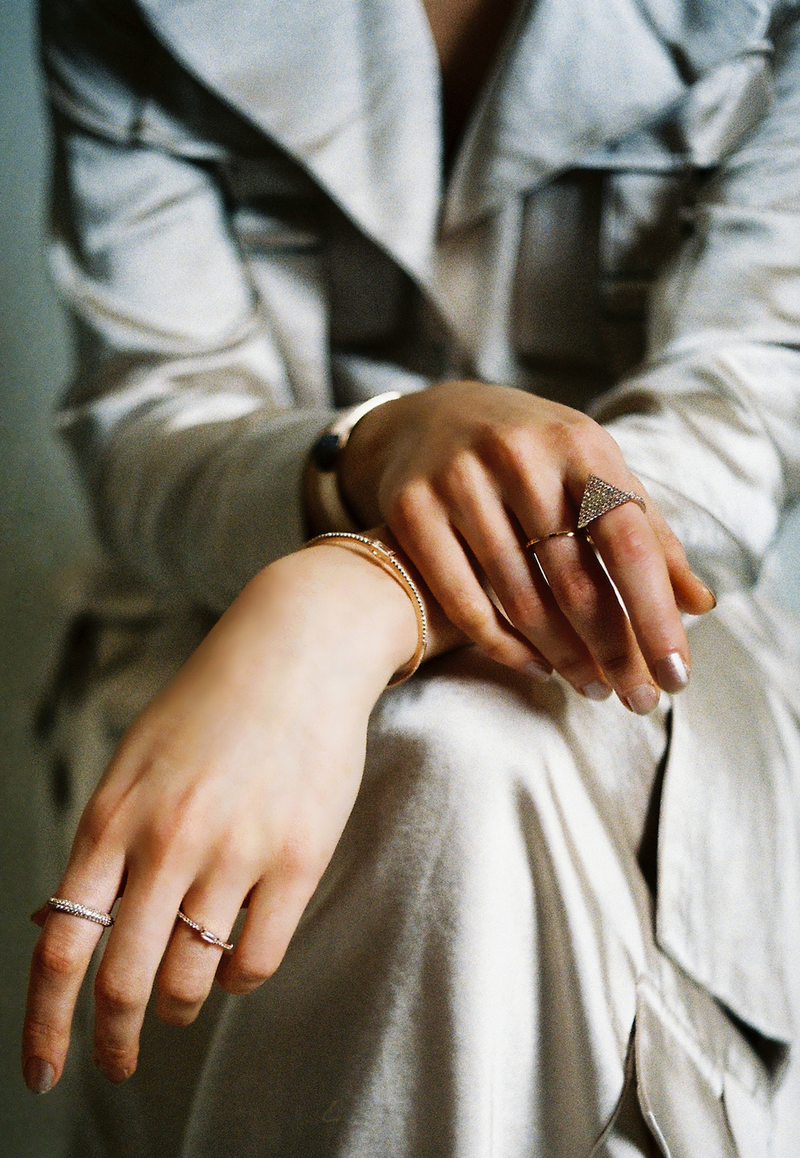 REFLECTION BANGLE WHITE