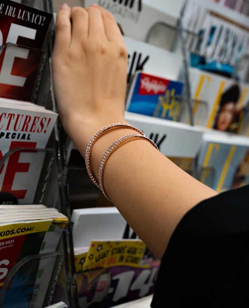 INNER LIGHT BANGLE ROSEGOLD AND WHITE